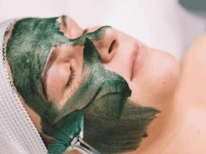 Green Sea Peel / Liquid Microneedling